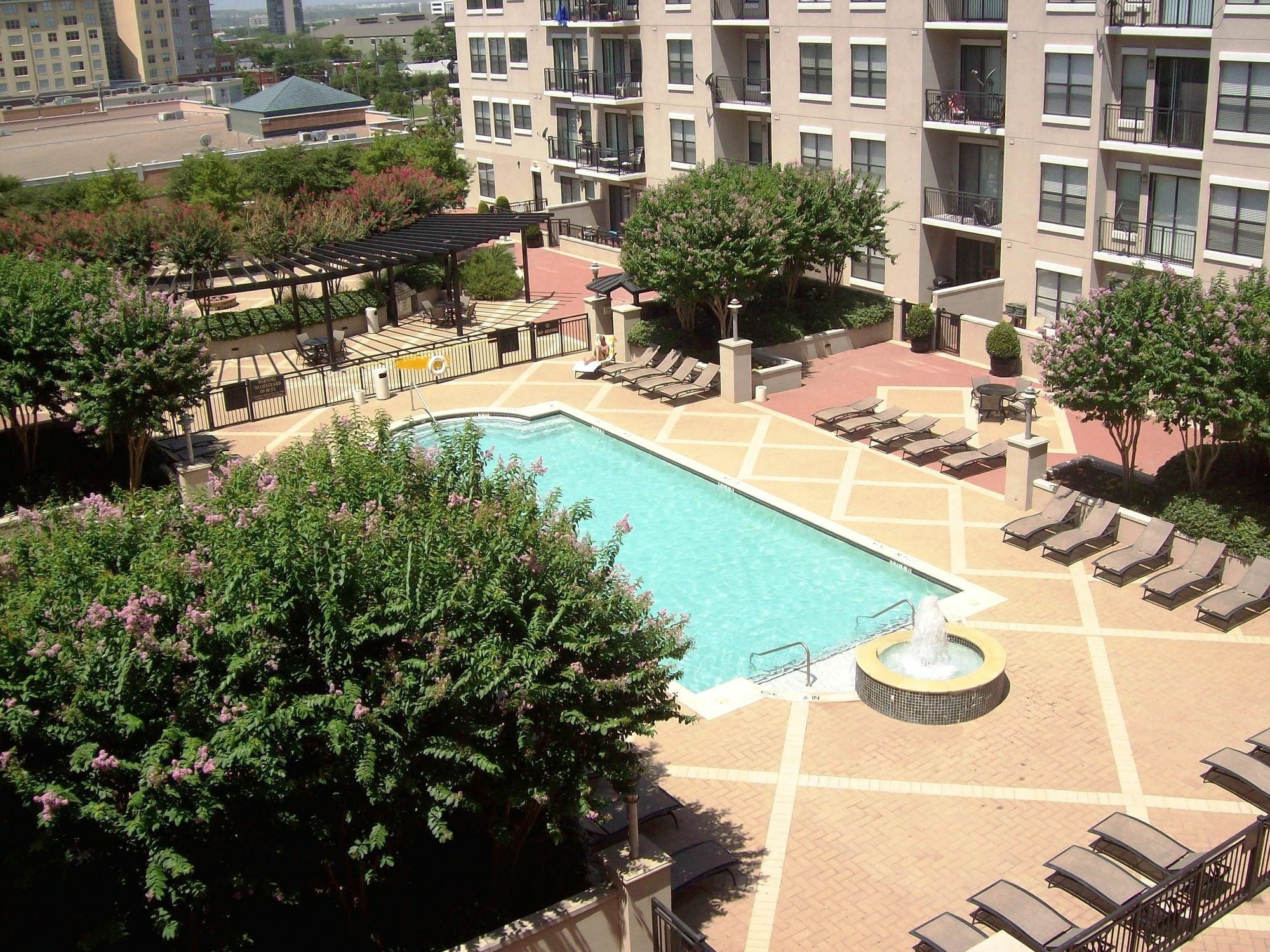 Oakwood Dallas Uptown Eksteriør bilde